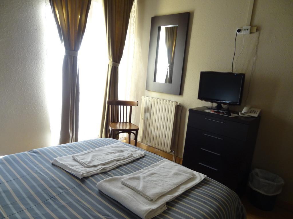 Hotel Hostal Cal Forner Andora  Zewnętrze zdjęcie